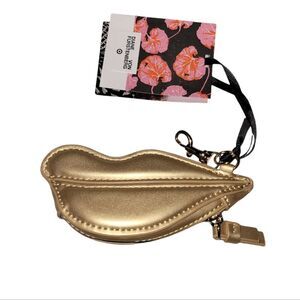 NWT  Lips Coin Pouch from Diane von Furstenberg x Target